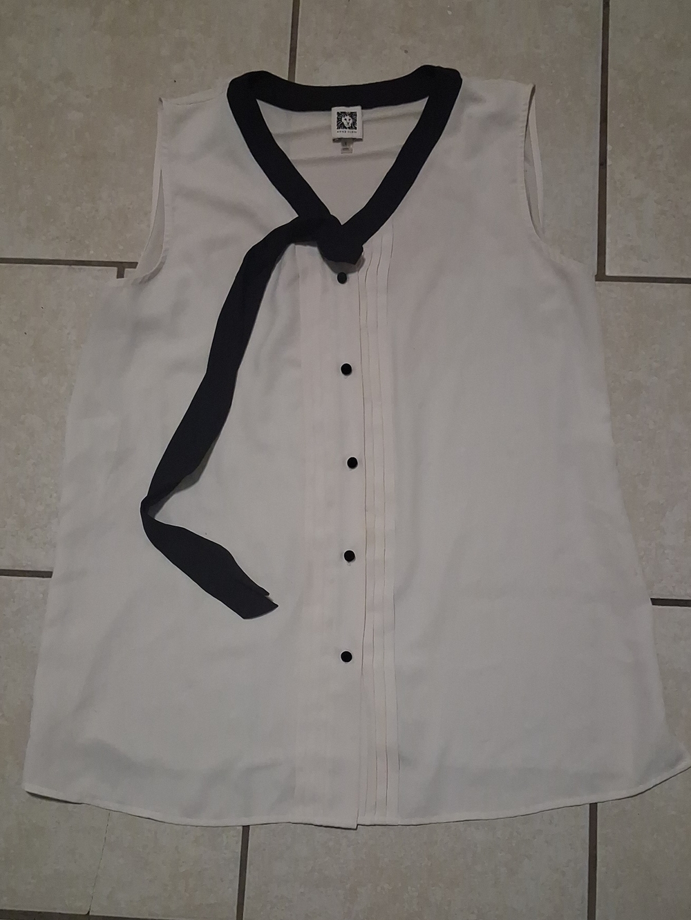 Anne Klein Womens Sz L Cream Tie-Neck Black Trim Button Down Blouse